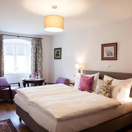 Zum Goldenen Anker Отель 3*