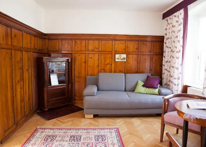 מלון Zum Goldenen Anker 3*