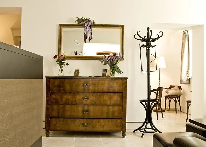 ホテル Zum Goldenen Anker ハインブルク・アン・デア・ドナウ